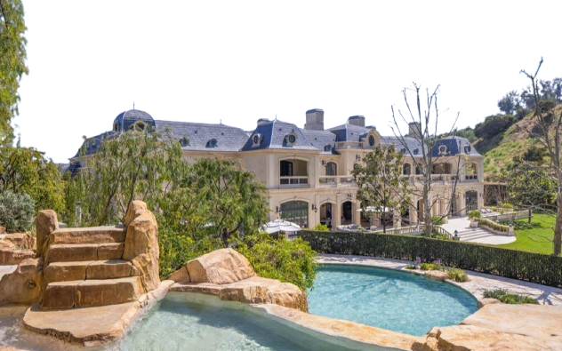Celebrity-Owned Mansion